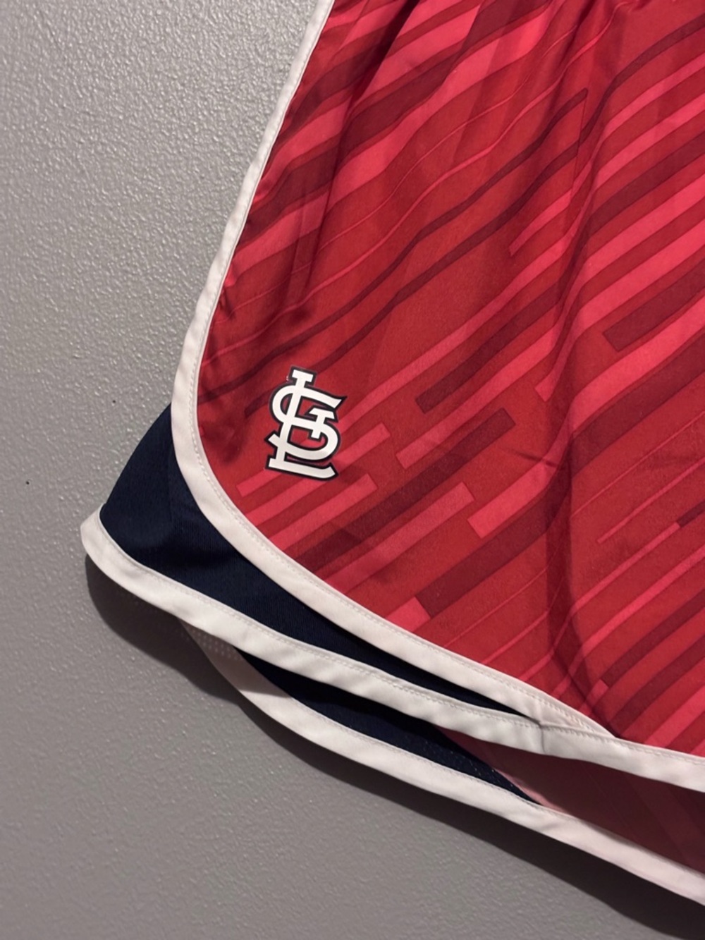 Ladies St. Louis Cardinals Nike Running Shorts - Picture 2 of 9